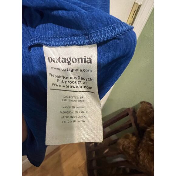 Patagonia Men's Capilene Cool Daily Graphic Shirt Blue Topo Peaks 45235 Size M - Picture 5 of 6